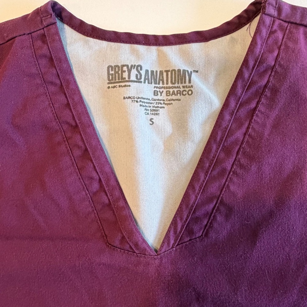 Lot of 6 Womens Scrub Tops Star Wars Greys Anatomy Cherokee Bundle S - Picture 6 of 12